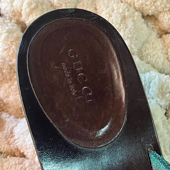 GUCCI Stripe GG Interlocking Logo Thong Kitten Heel Sandals - Picture 6 of 8